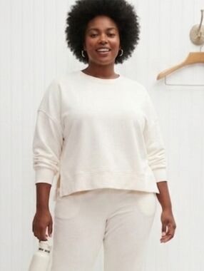 Old Navy Live In French Terry Cream Crewneck Soft Sweatshirt With Side Slits 2X